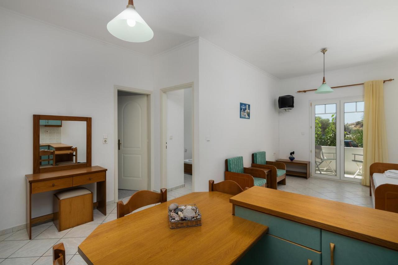 Tina'S Apartments Адамас Екстер'єр фото