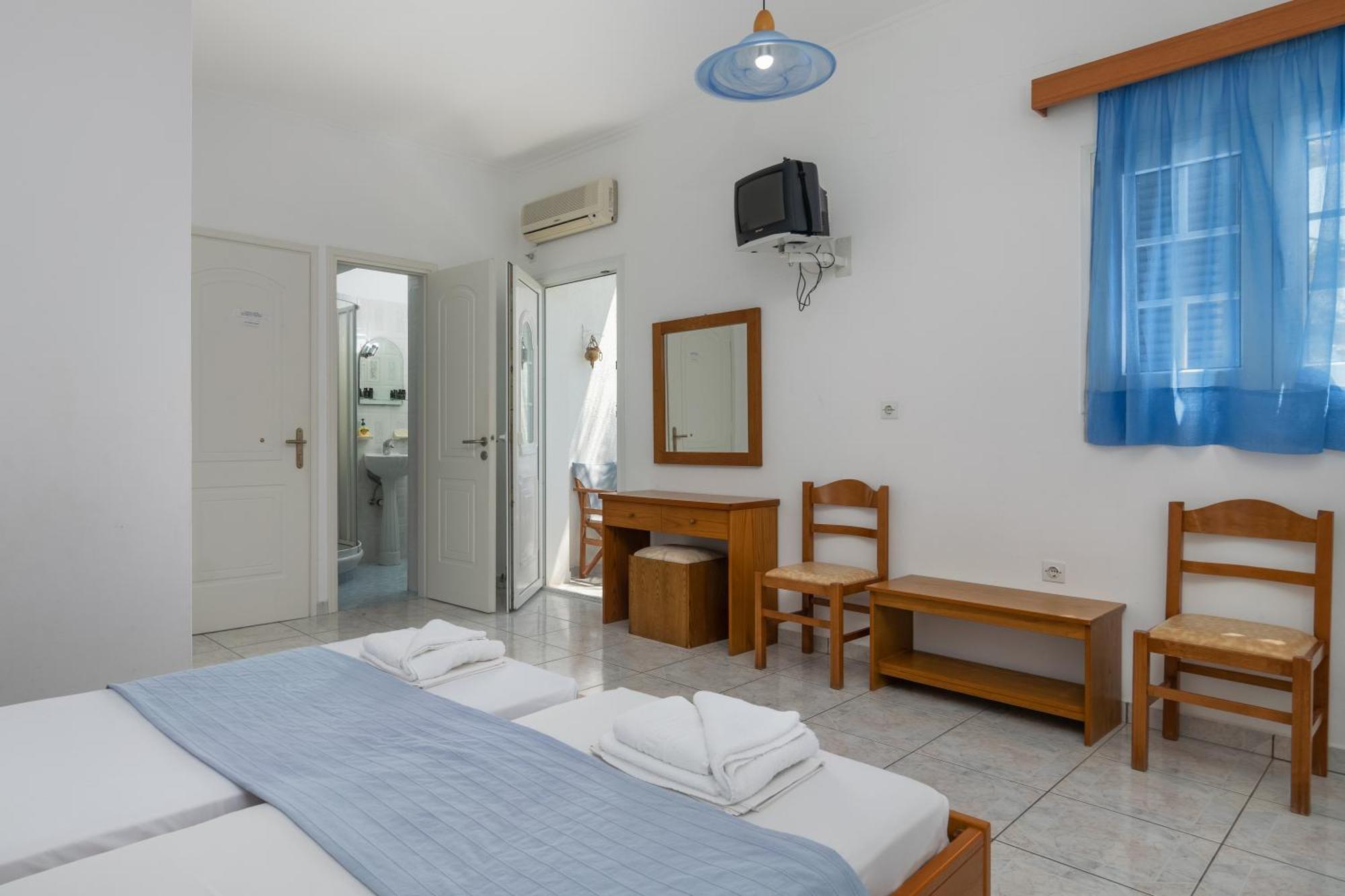 Tina'S Apartments Адамас Номер фото